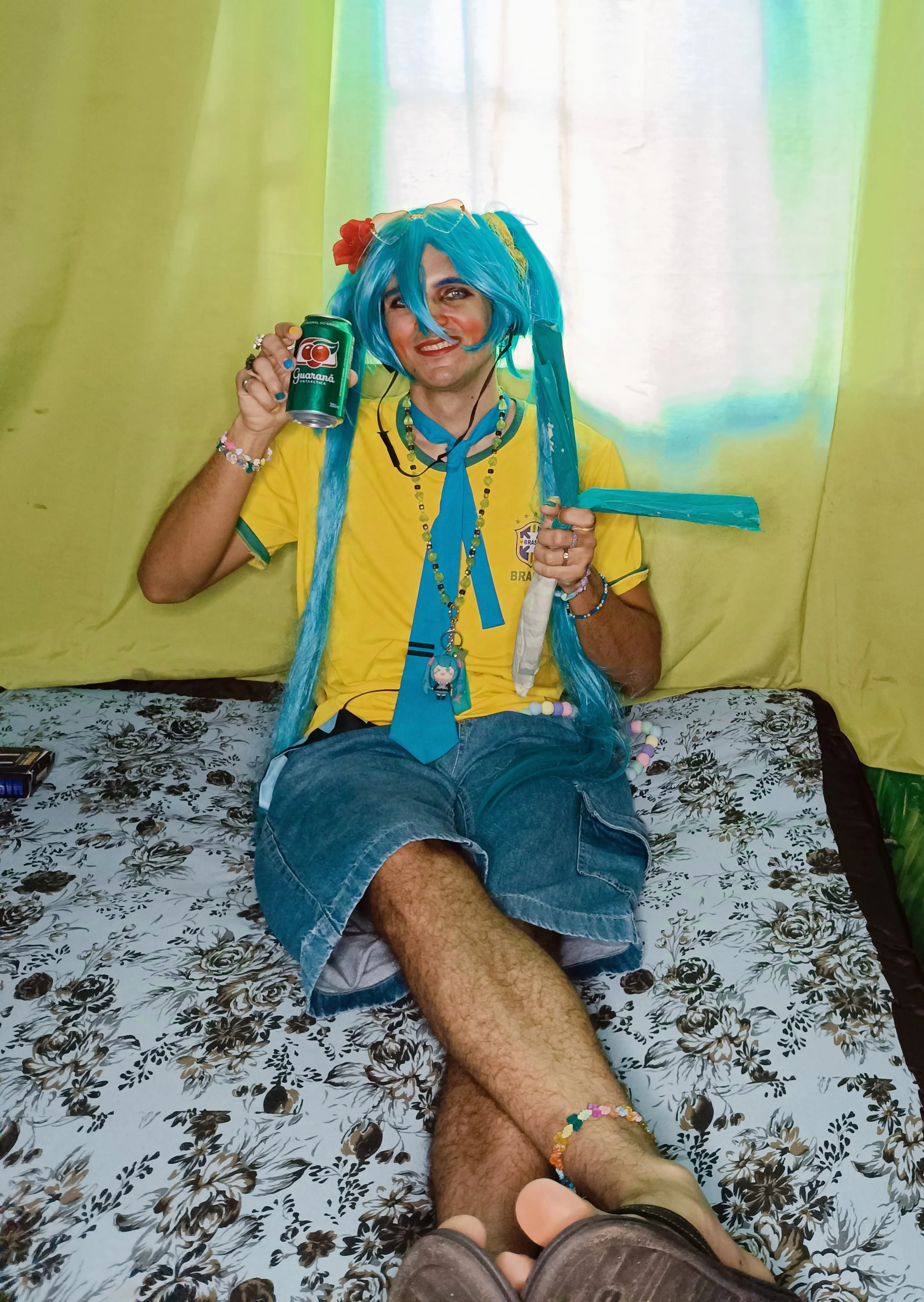[Self]Miku Miku Br Br (My Brazilian Hatsune Miku Cosplay From Vocaloid) - Victor Fox picture 1 of 14