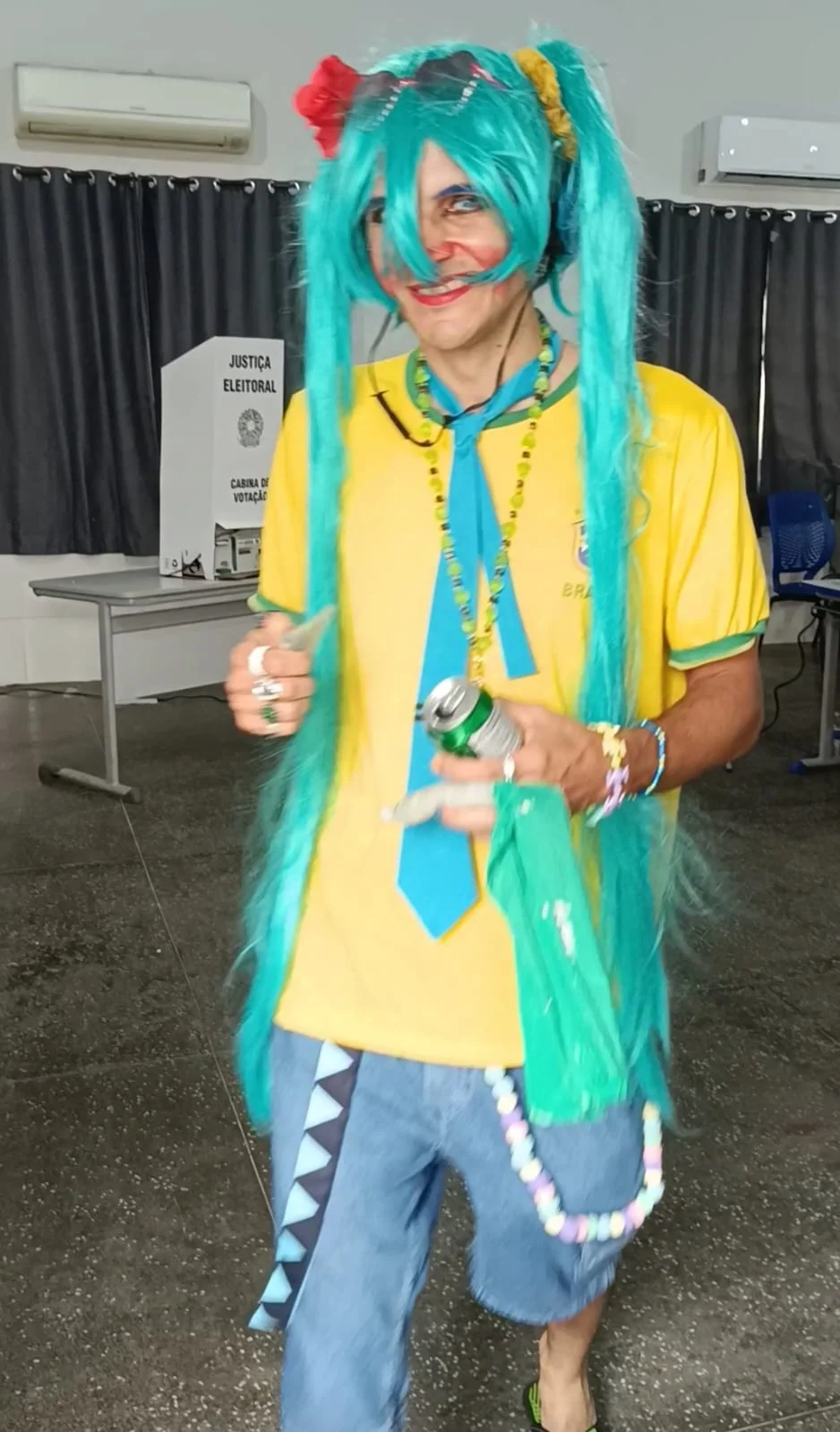 [Self]Miku Miku Br Br (My Brazilian Hatsune Miku Cosplay From Vocaloid) - Victor Fox picture 5 of 14