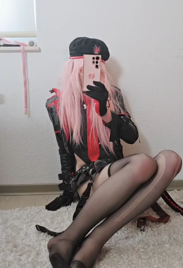 Rapi from Goddess of Victory: Nikke (NiraCosplay) picture 1 of 3