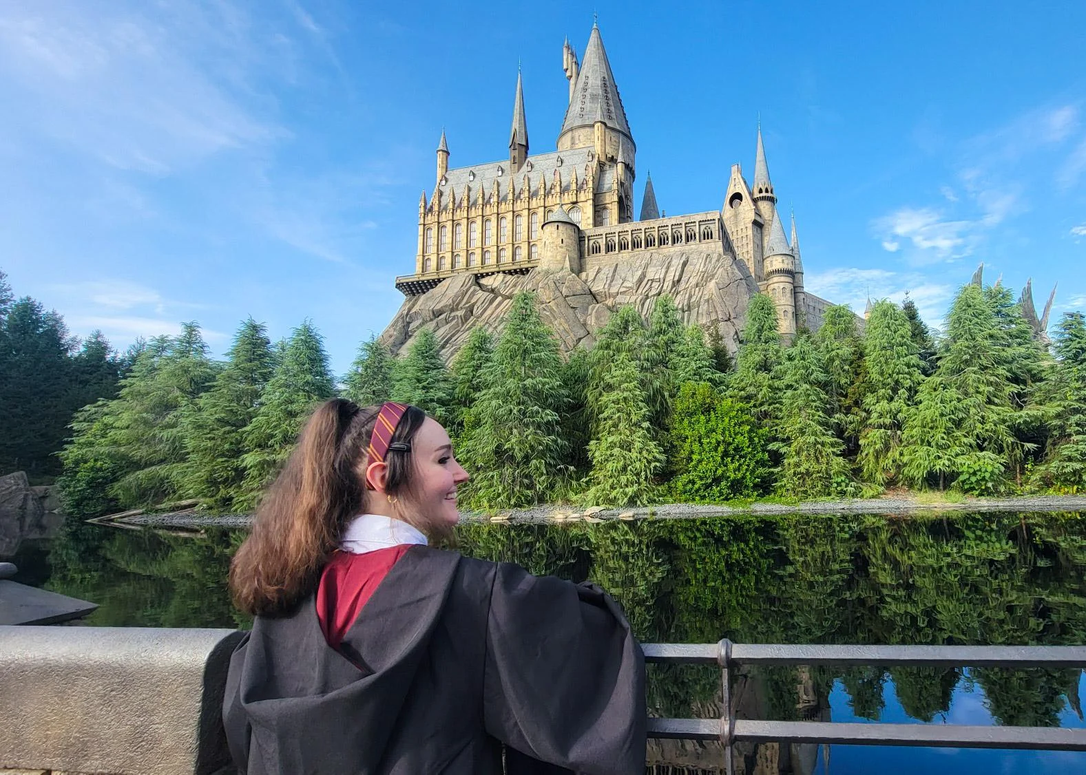 Gryffindor Student from Harry Potter by KumasukiCosplay picture 1 of 1