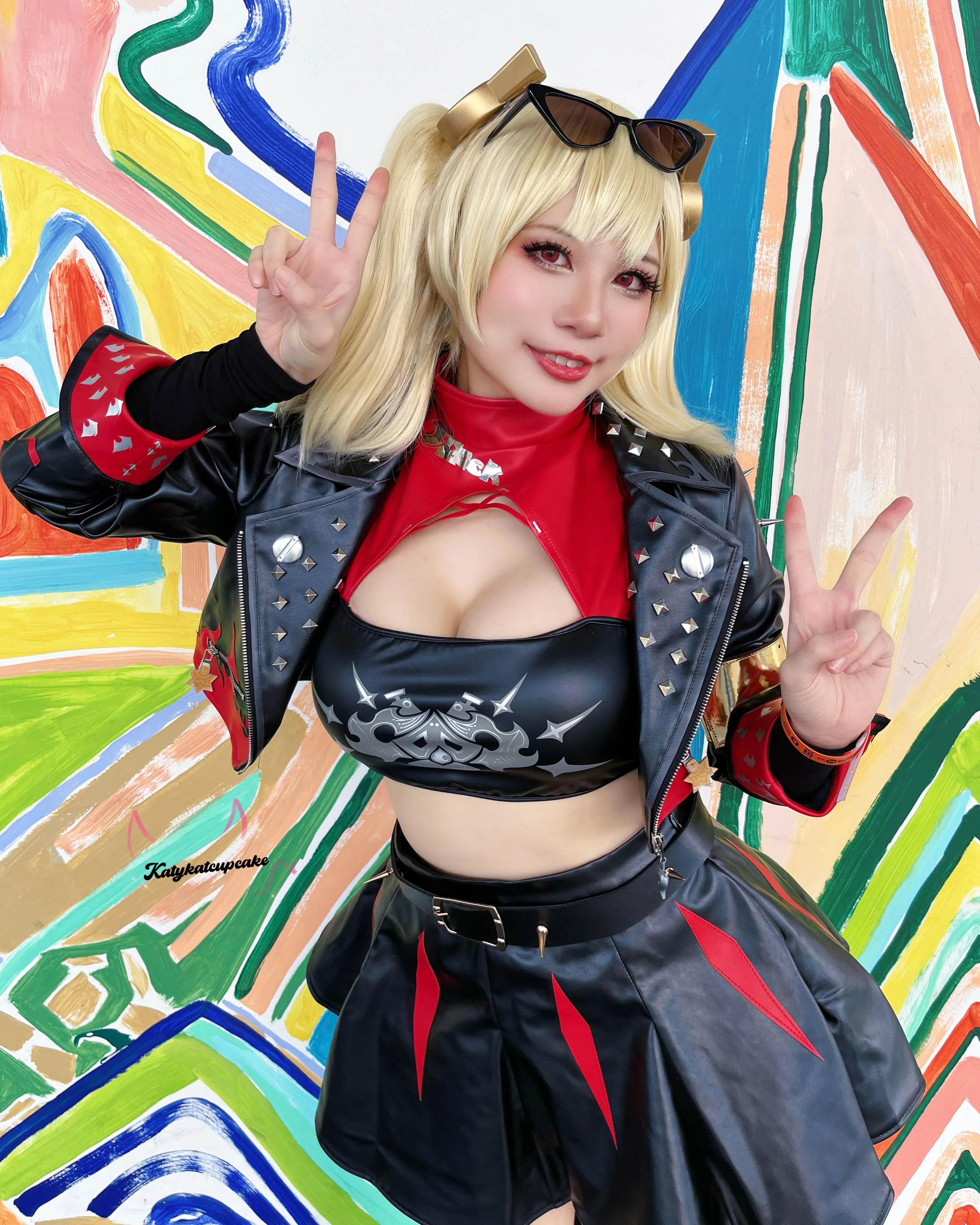 Burnice White Cosplay by Katykatcupcake (Zenless Zone Zero) picture 1 of 4