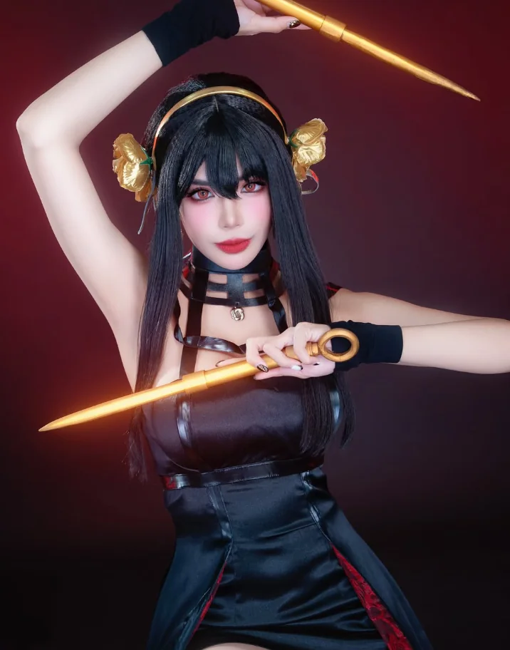 Yor Forger by Myrtlegail picture 1 of 1