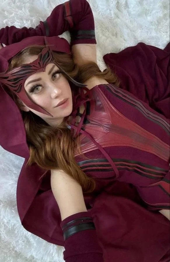 Wanda Maximoff [Marvel] (Twobrattycats) picture 1 of 1