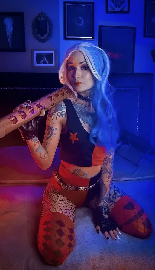 Harley Quiin by Zoe Cox picture 1 of 1