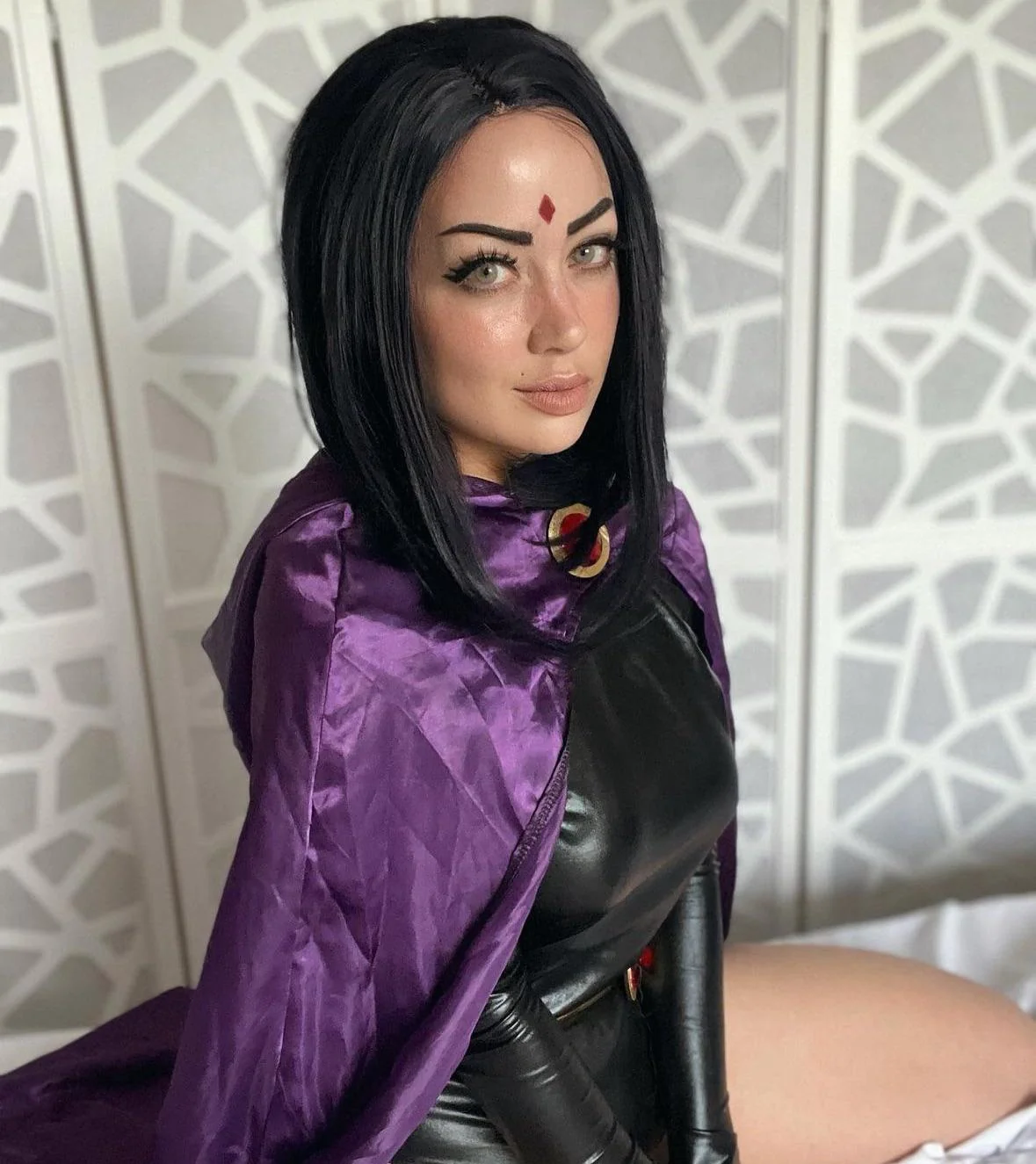 Raven [Titans] (Twobrattycats) picture 1 of 1