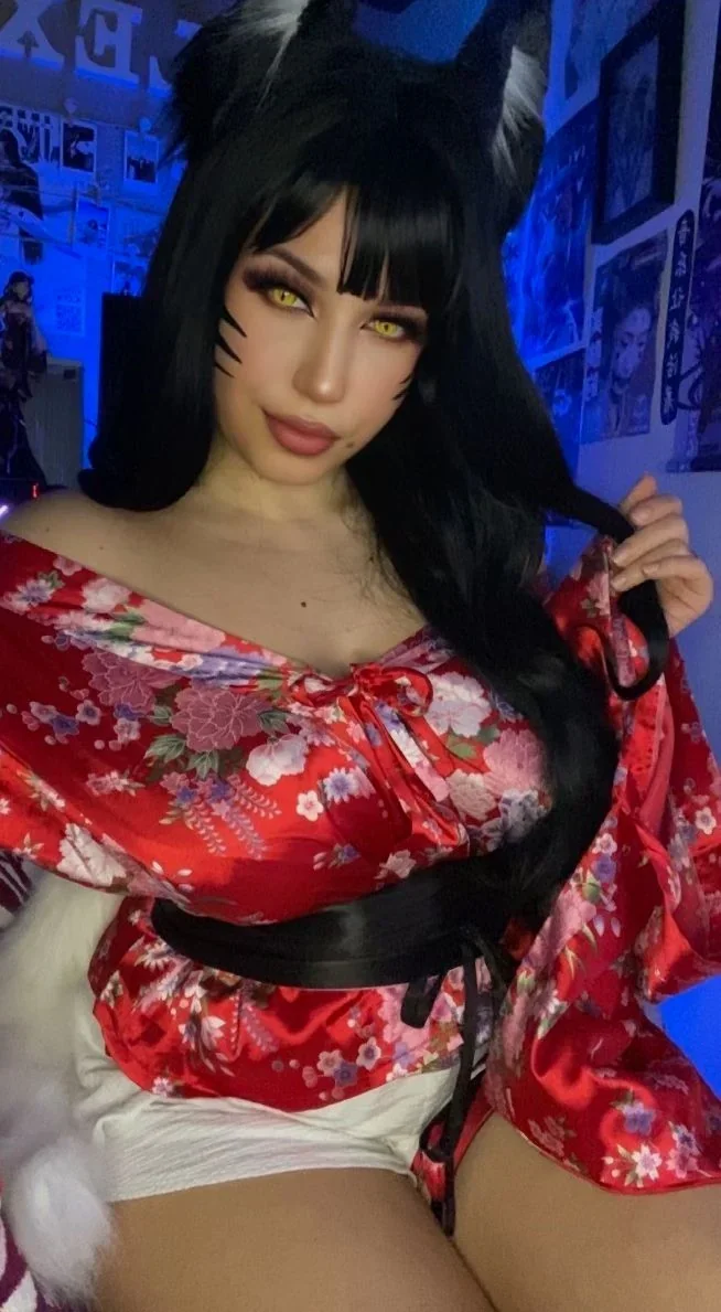 Ahri (League of Legends) (Alexacutie) picture 1 of 1