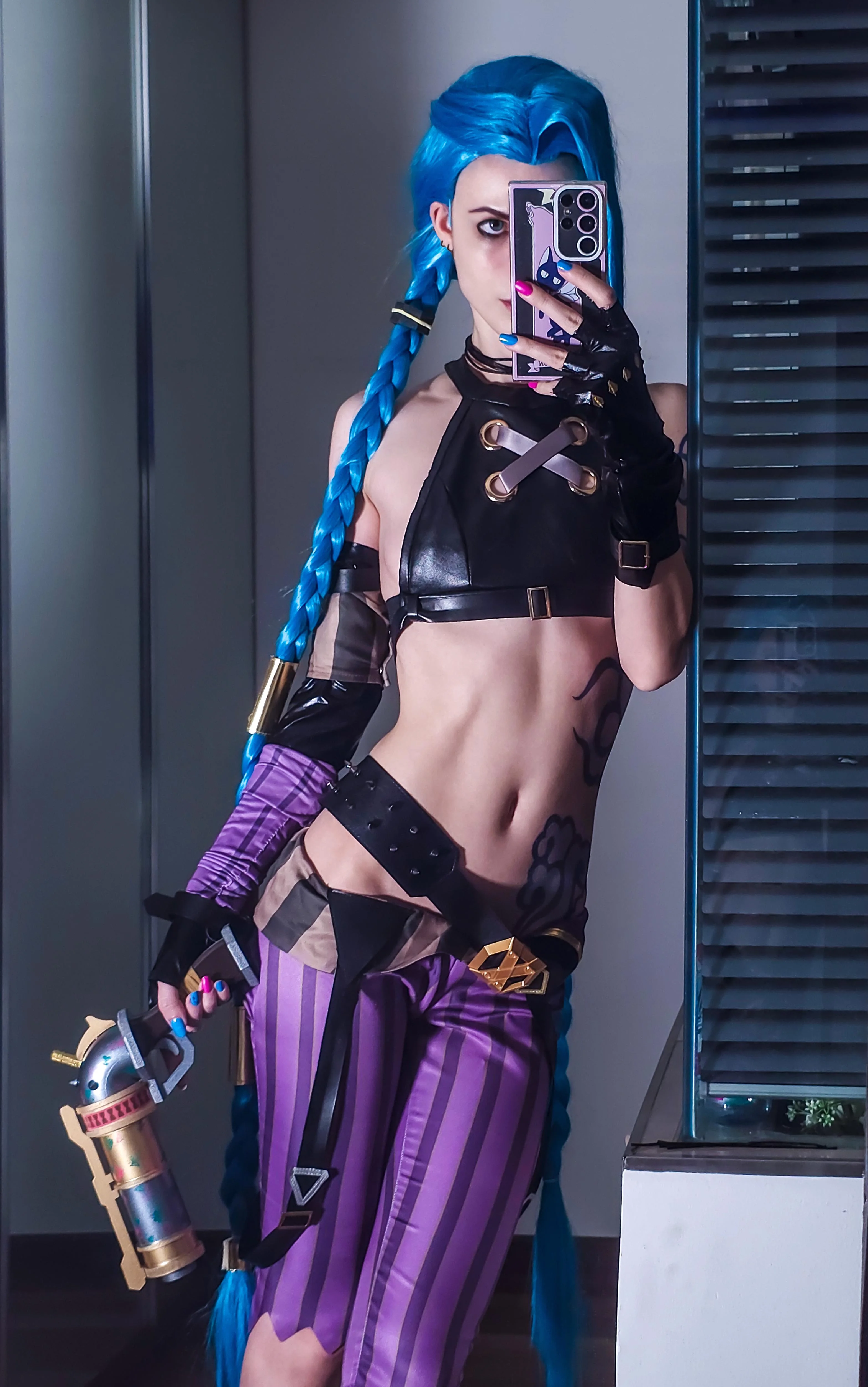 Jinx from Arcane cosplay by (LttlNymph) picture 1 of 1