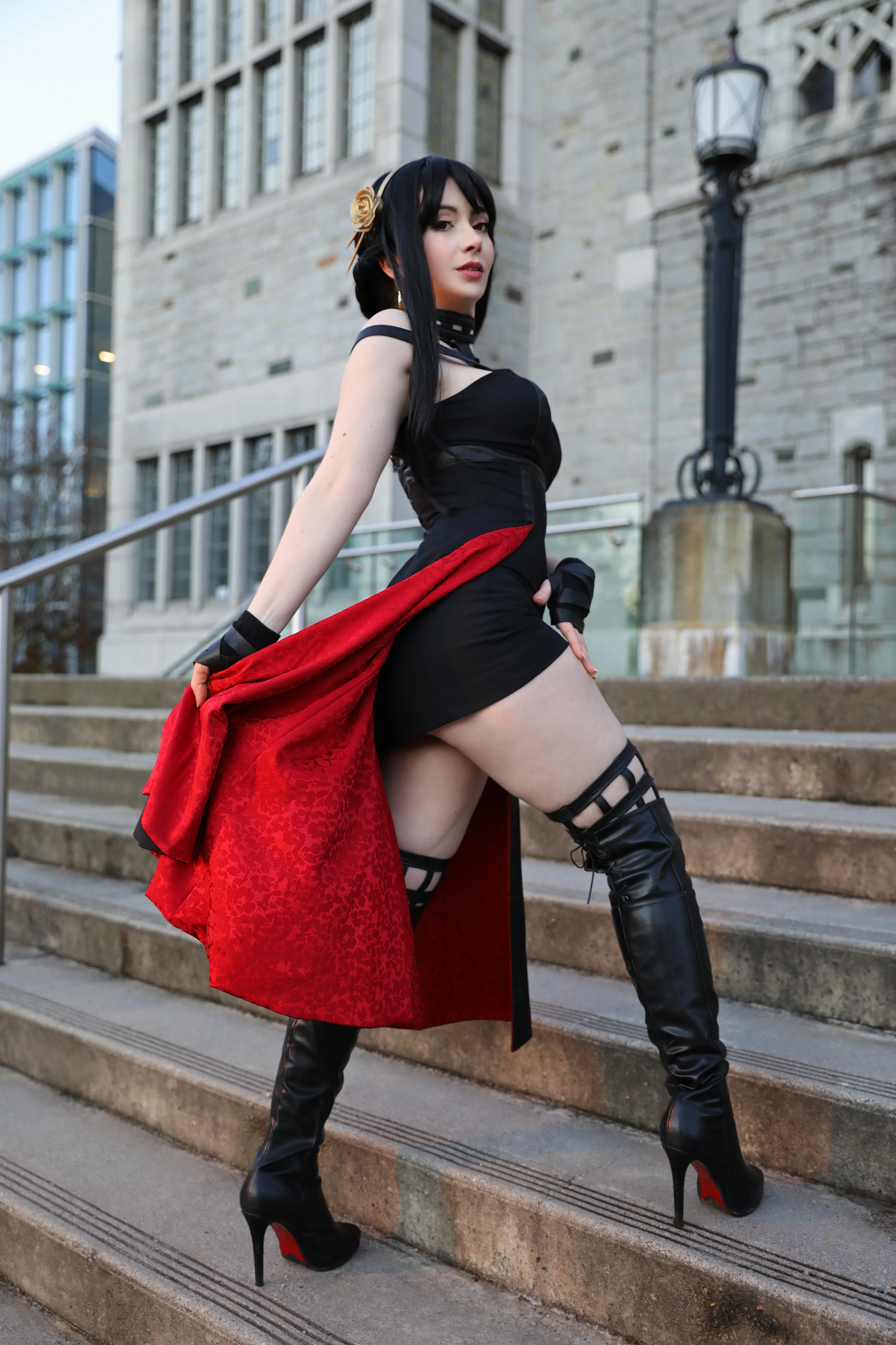 My Yor Forger cosplay ⚘️ (Mimi Reaves) picture 4 of 4