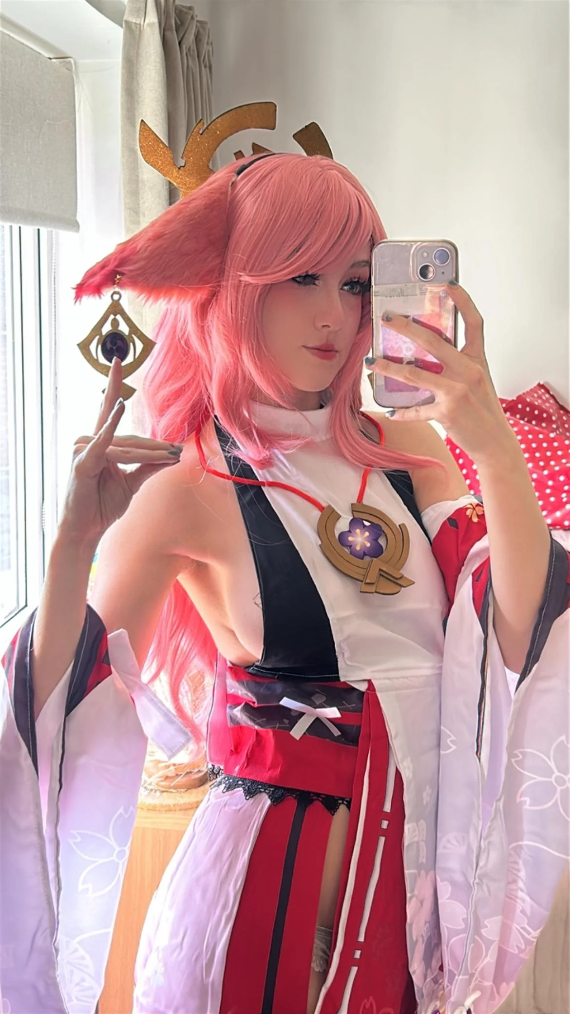Yae Miko - AngelGyaru picture 2 of 4