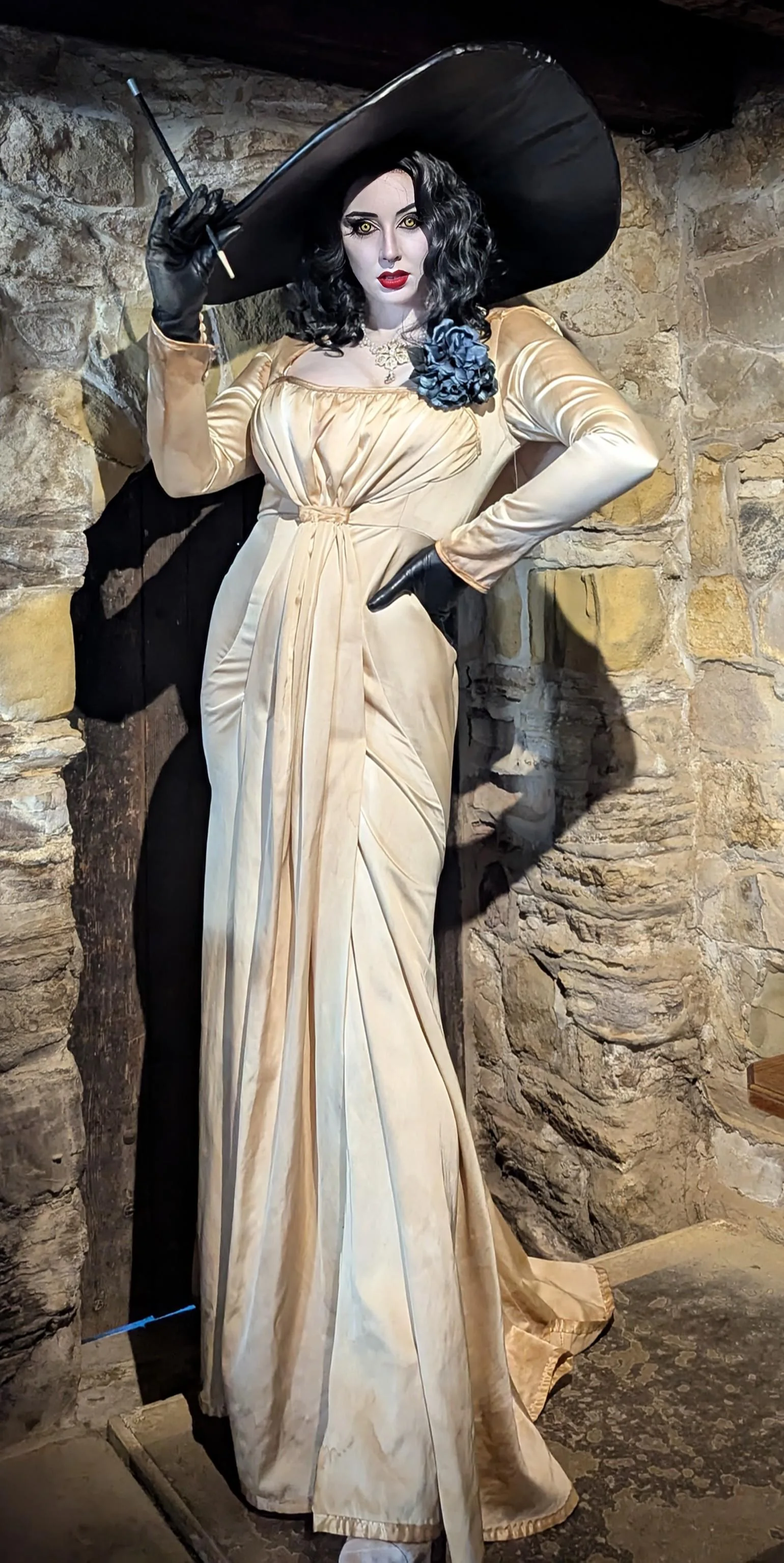 My (CCViperCosplays)Lady Dimitrescu cosplay picture 1 of 1