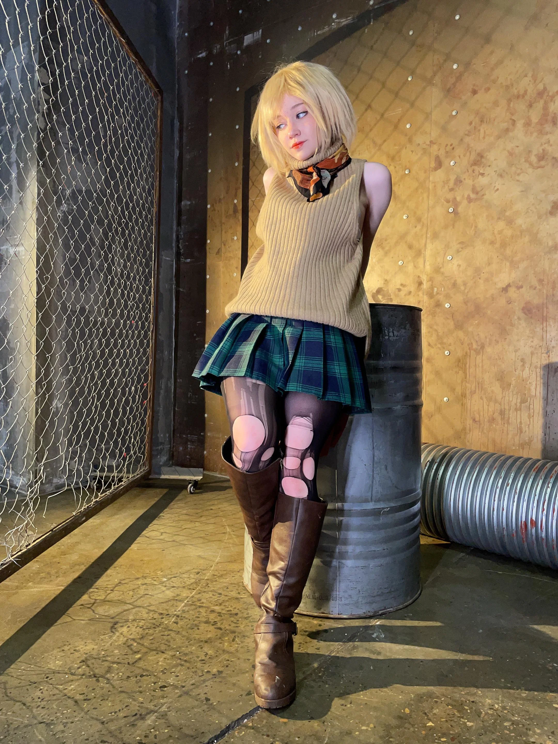 Ashley by Donnami picture 1 of 1