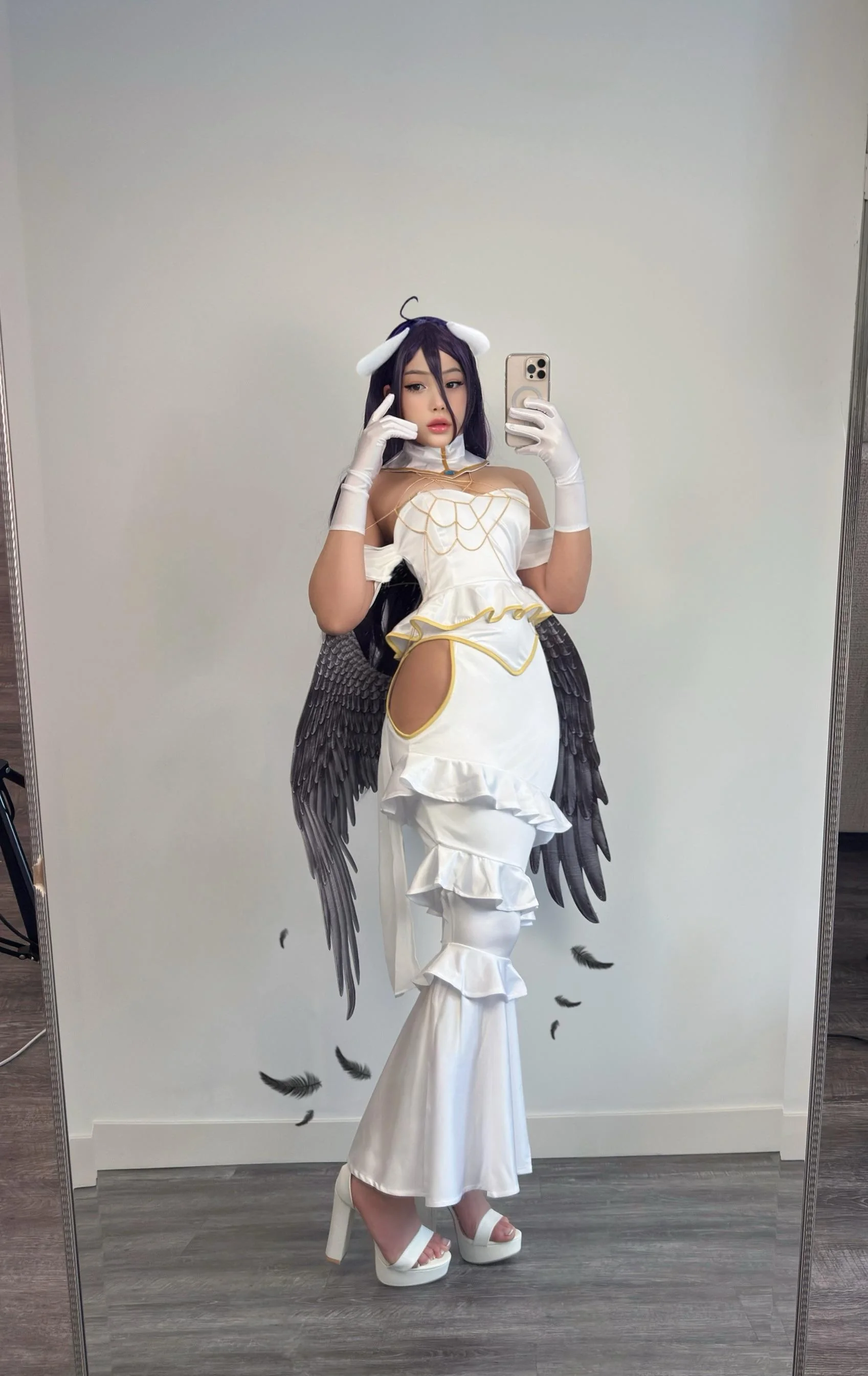 my Albedo Cosplay from Overlord (strawbunnix) picture 2 of 3