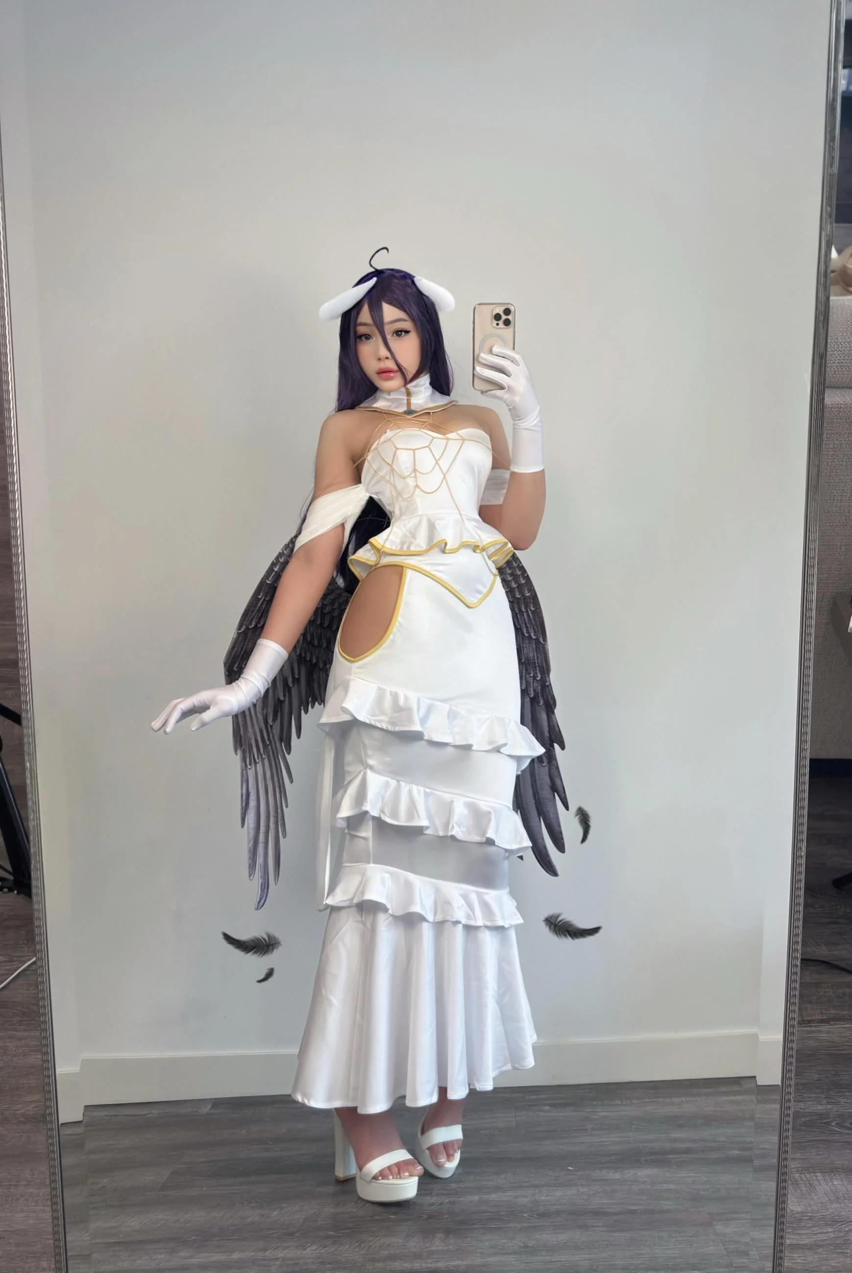 my Albedo Cosplay from Overlord (strawbunnix) picture 3 of 3
