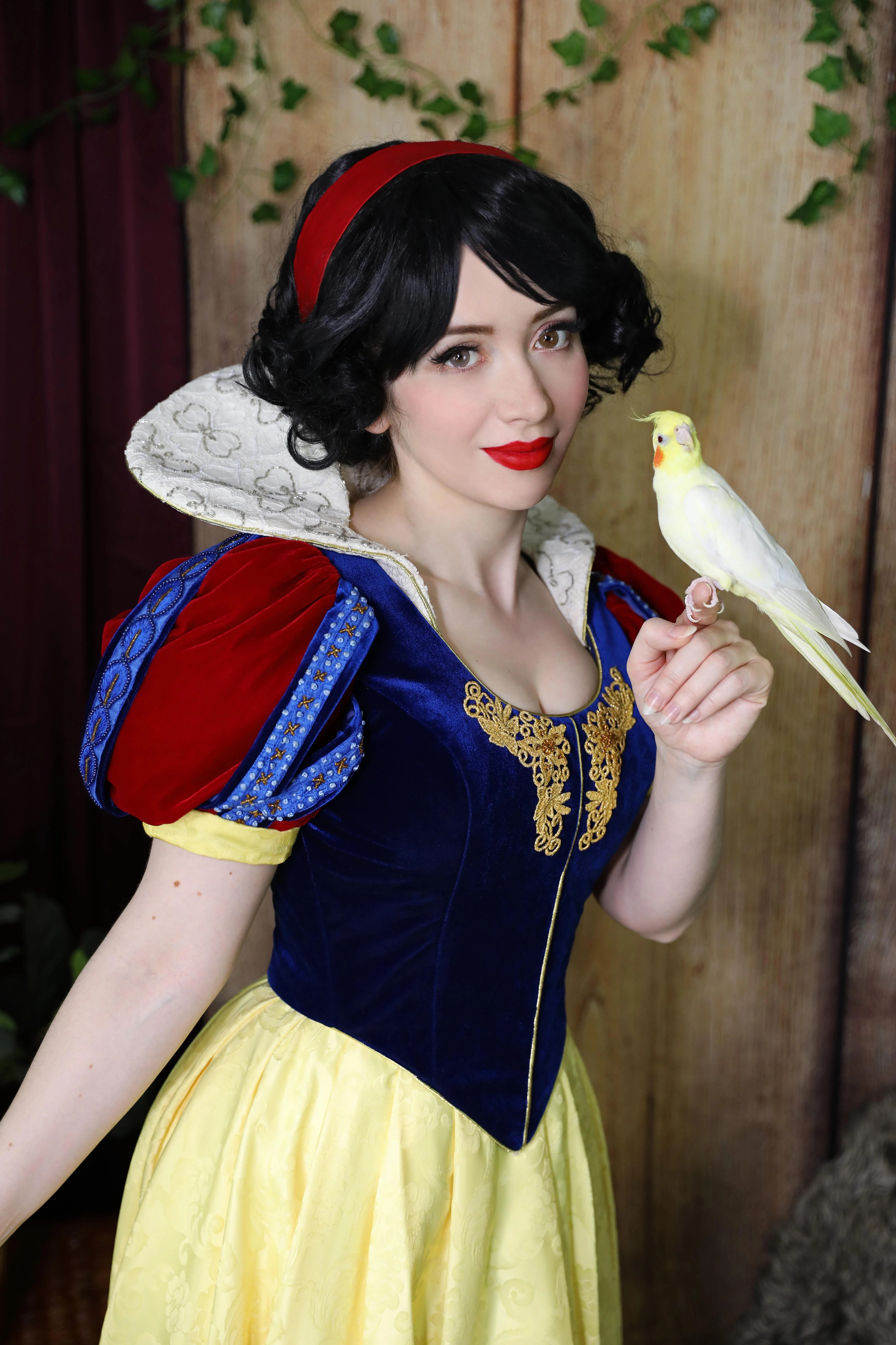 My Snow White cosplay 🍎 (Mimi Reaves) picture 1 of 2