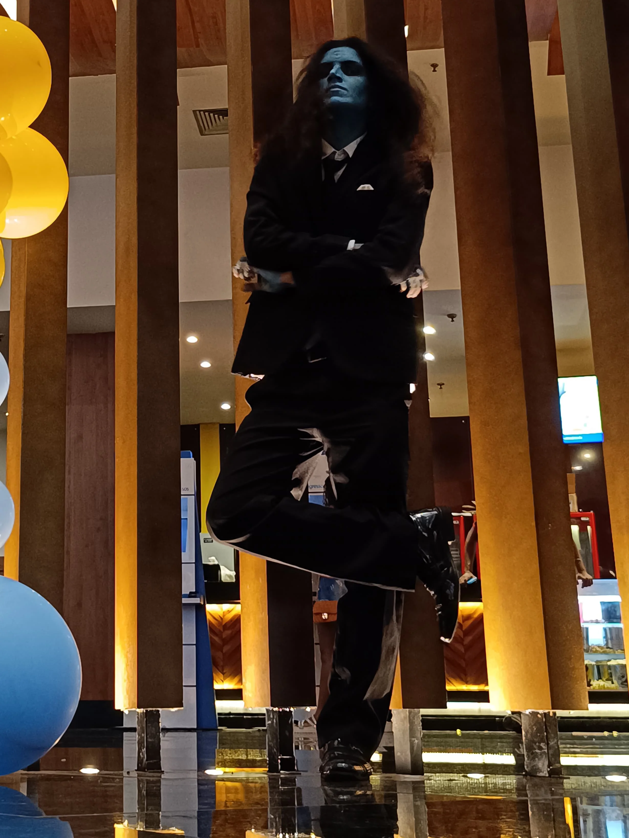 [Self] Why are you wearing that human suit? (My Dr. Manhattan cosplay From Watchmen) -Victor Fox 🦊 picture 9 of 17
