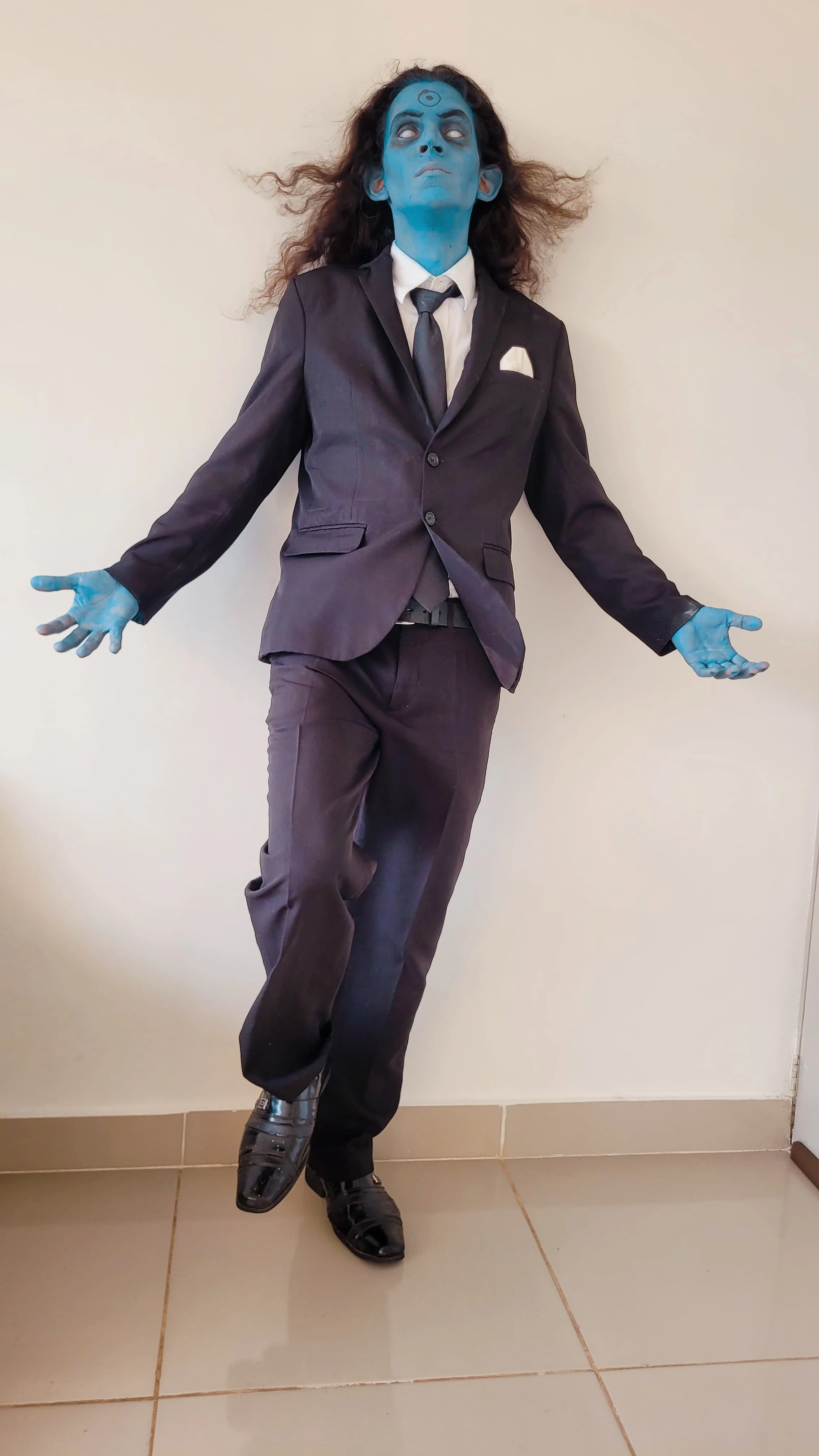 [Self] Why are you wearing that human suit? (My Dr. Manhattan cosplay From Watchmen) -Victor Fox 🦊 picture 12 of 17
