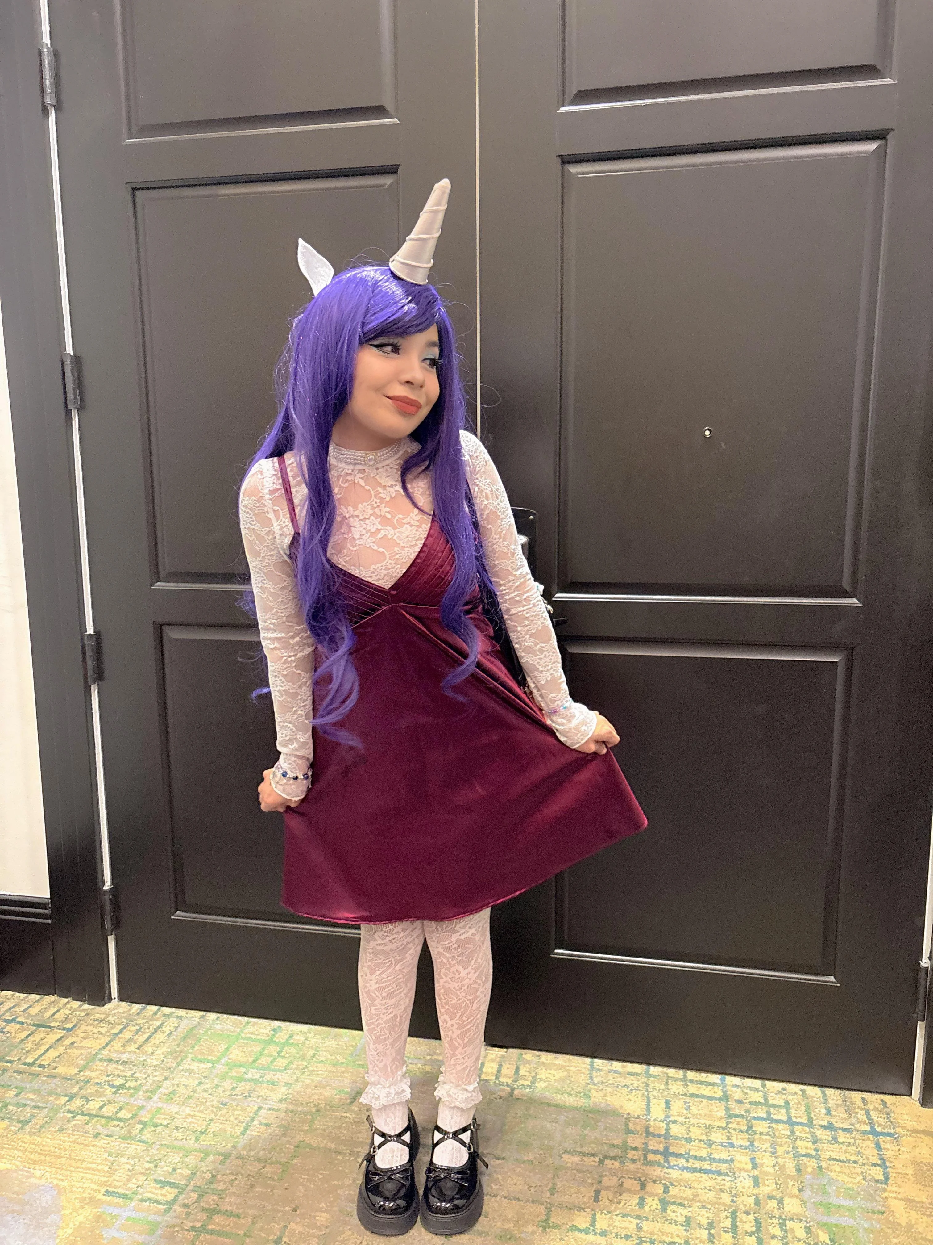 Rarity (My Little Pony) Cosplay by Desumpling picture 2 of 5