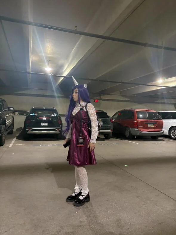 Rarity (My Little Pony) Cosplay by Desumpling picture 5 of 5