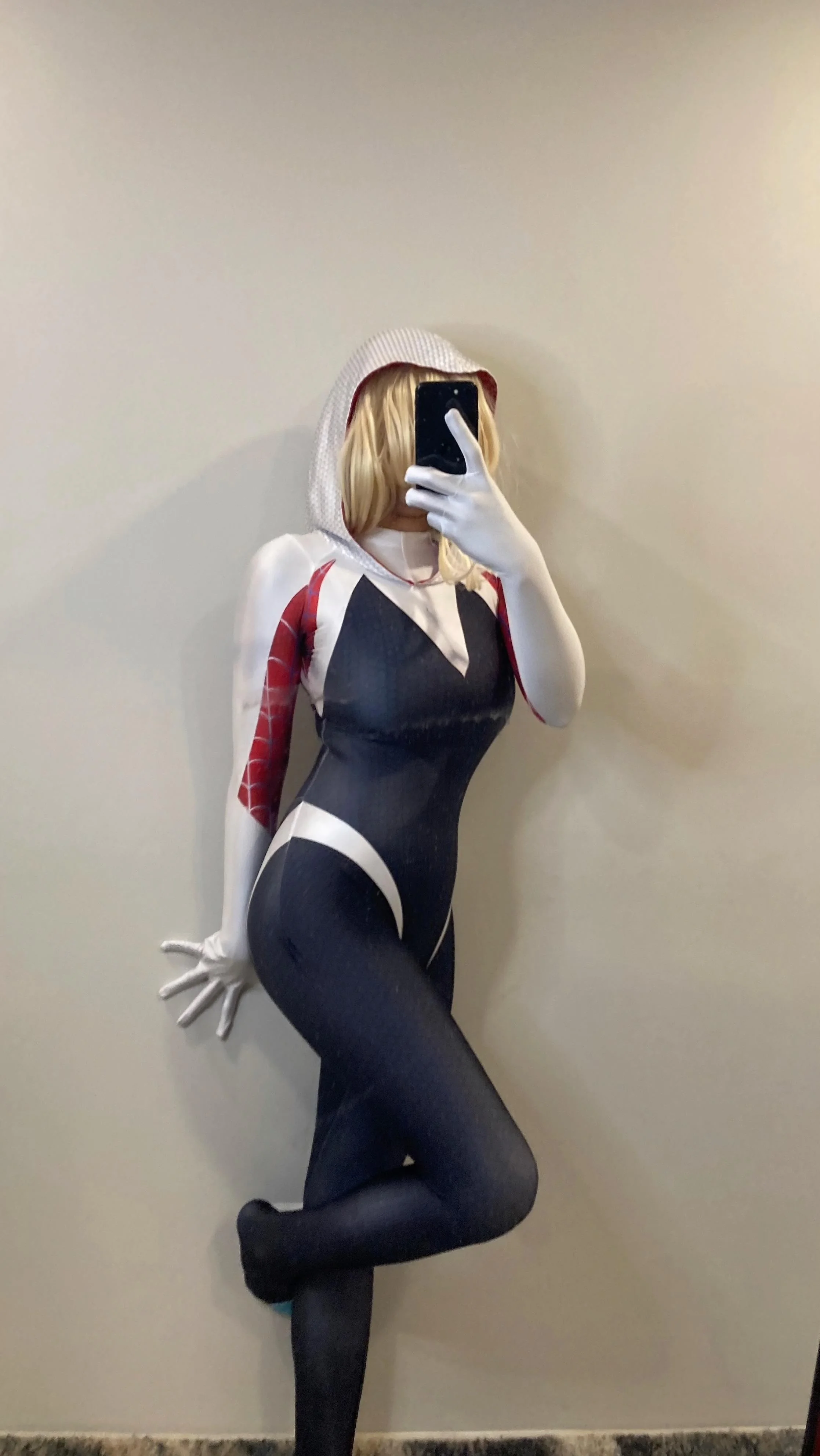 Gwen Stacy from Spider-Man by Mochi picture 1 of 2