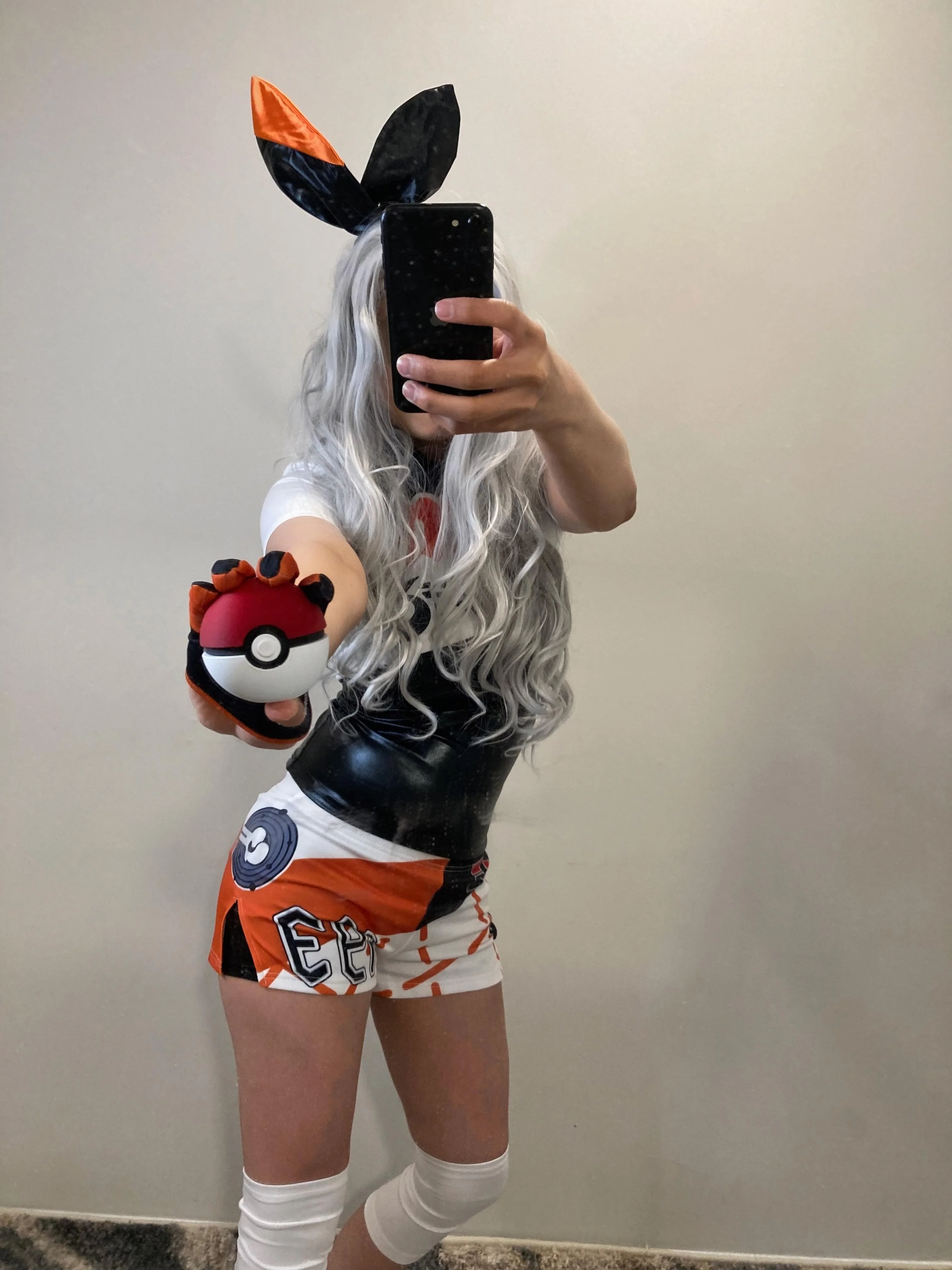 Bea, Pokémon Sword by Mochi picture 3 of 3