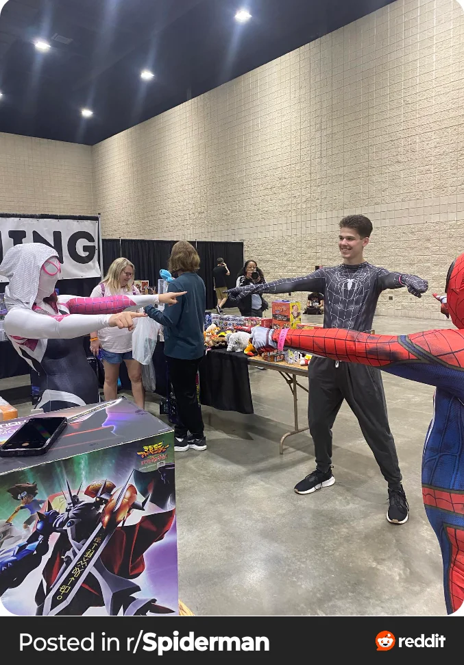 Ever time I (u/Jazzlike_Fortune_678) dressed up as Spider-Man at a con picture 2 of 15