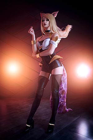 K/DA Ahri from League of Legends by TatsuiTyan'