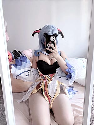 my ganyu cosplay 🩷 >⩊<'