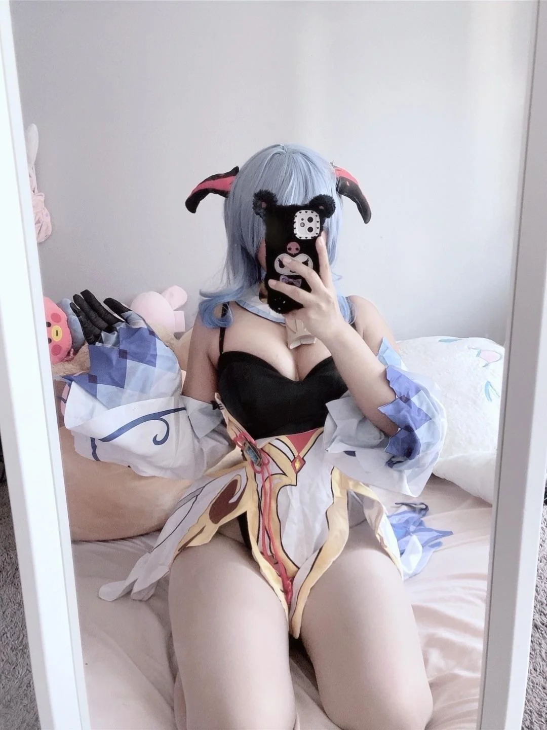 my ganyu cosplay 🩷 >⩊< picture 1 of 2