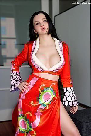 Boa Hancock cosplay by me, Evie Lee Mikomin'