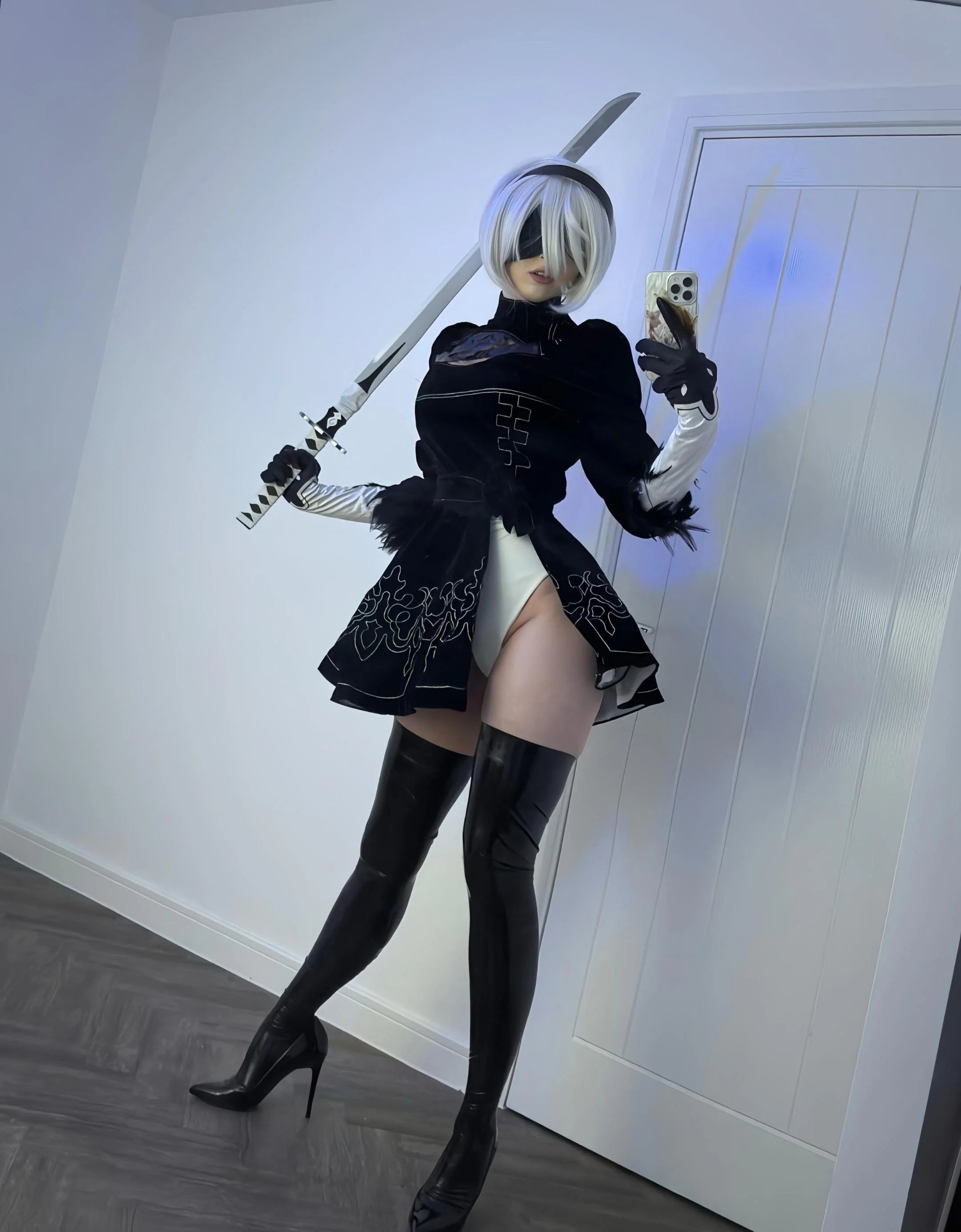 My 2B Cosplay from NieR :3 picture 2 of 3