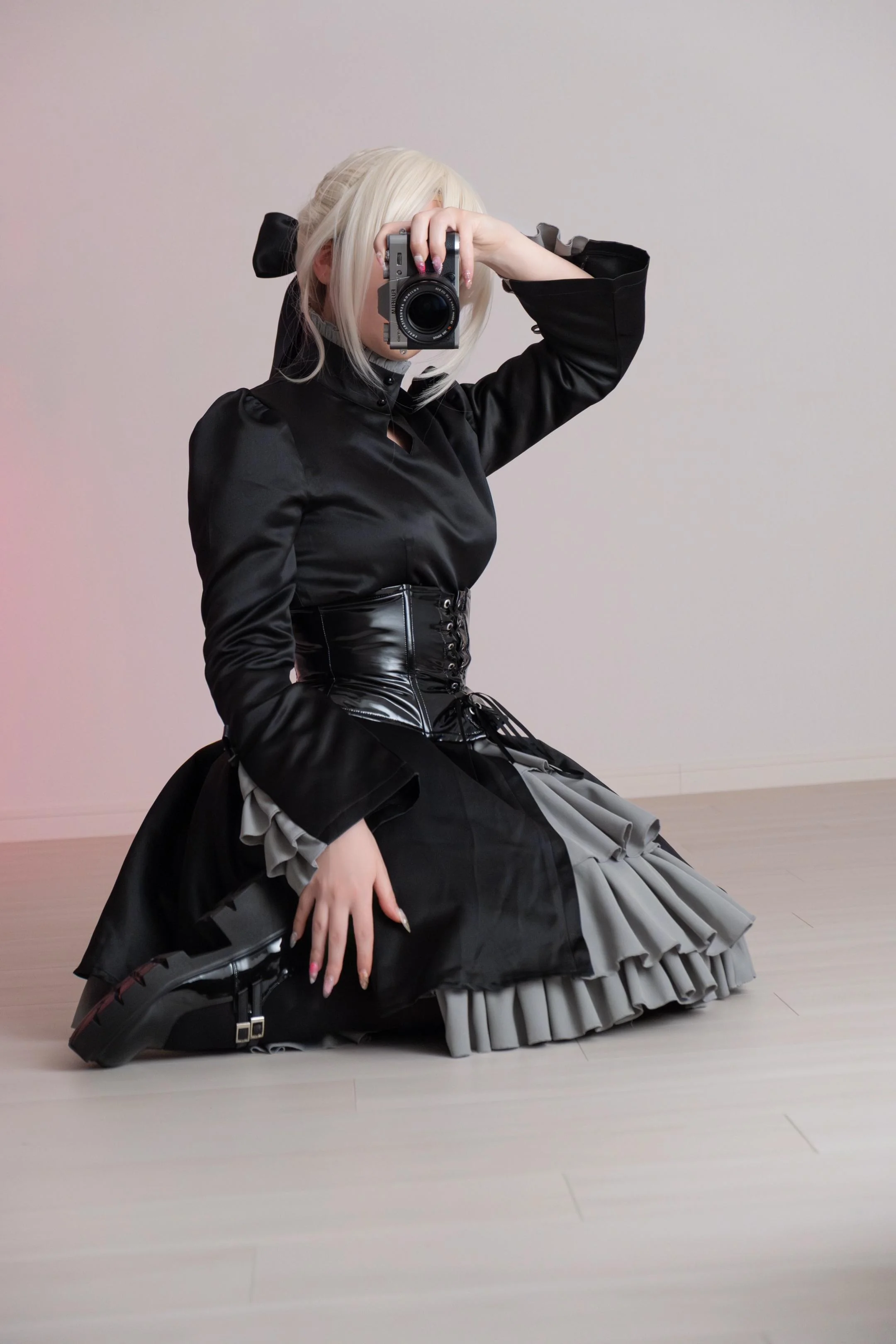 Alter Saber cosplay by aimihachi picture 1 of 1
