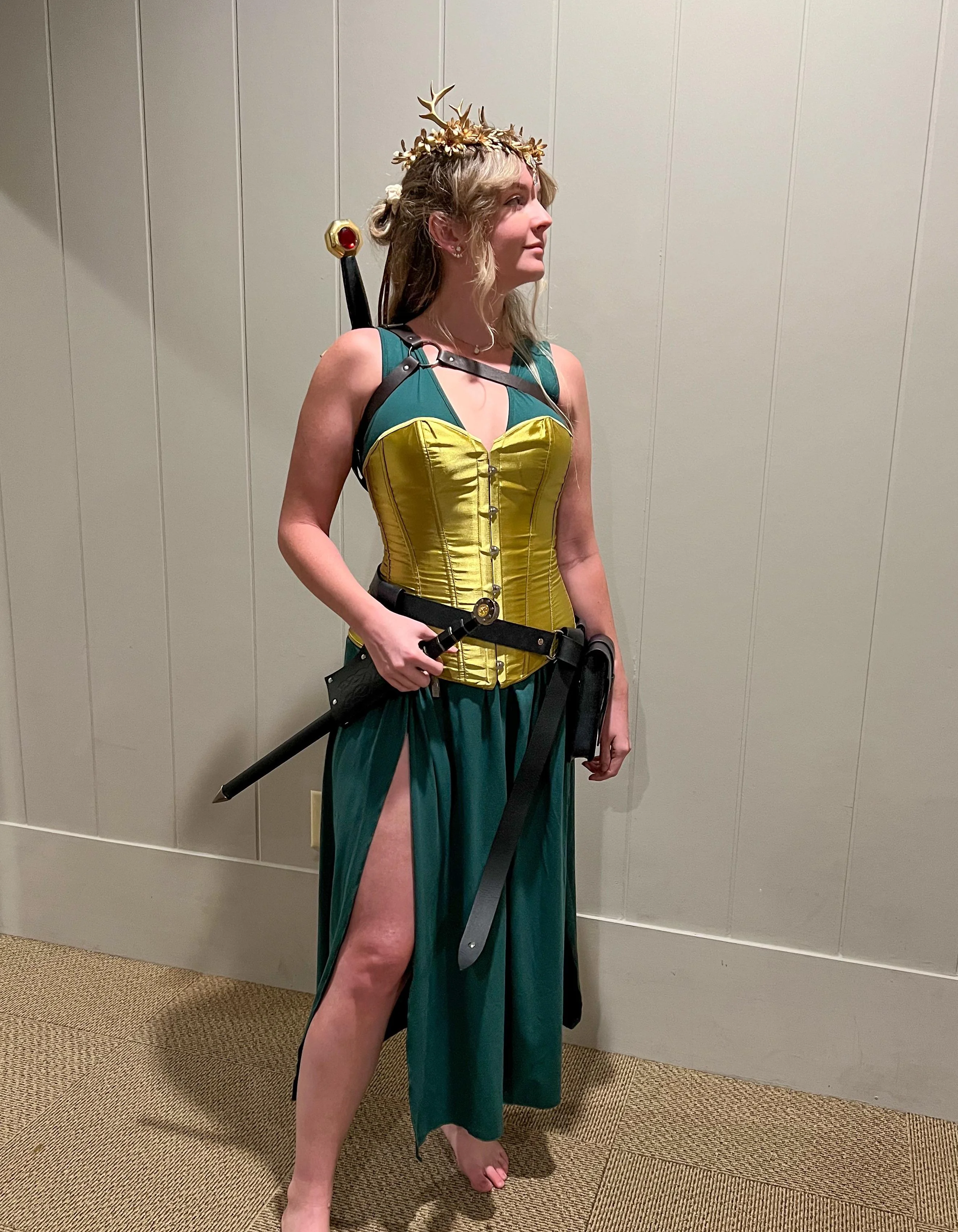 Aelin Galathynius (Throne of Glass) (FaeriesFavours) picture 3 of 4