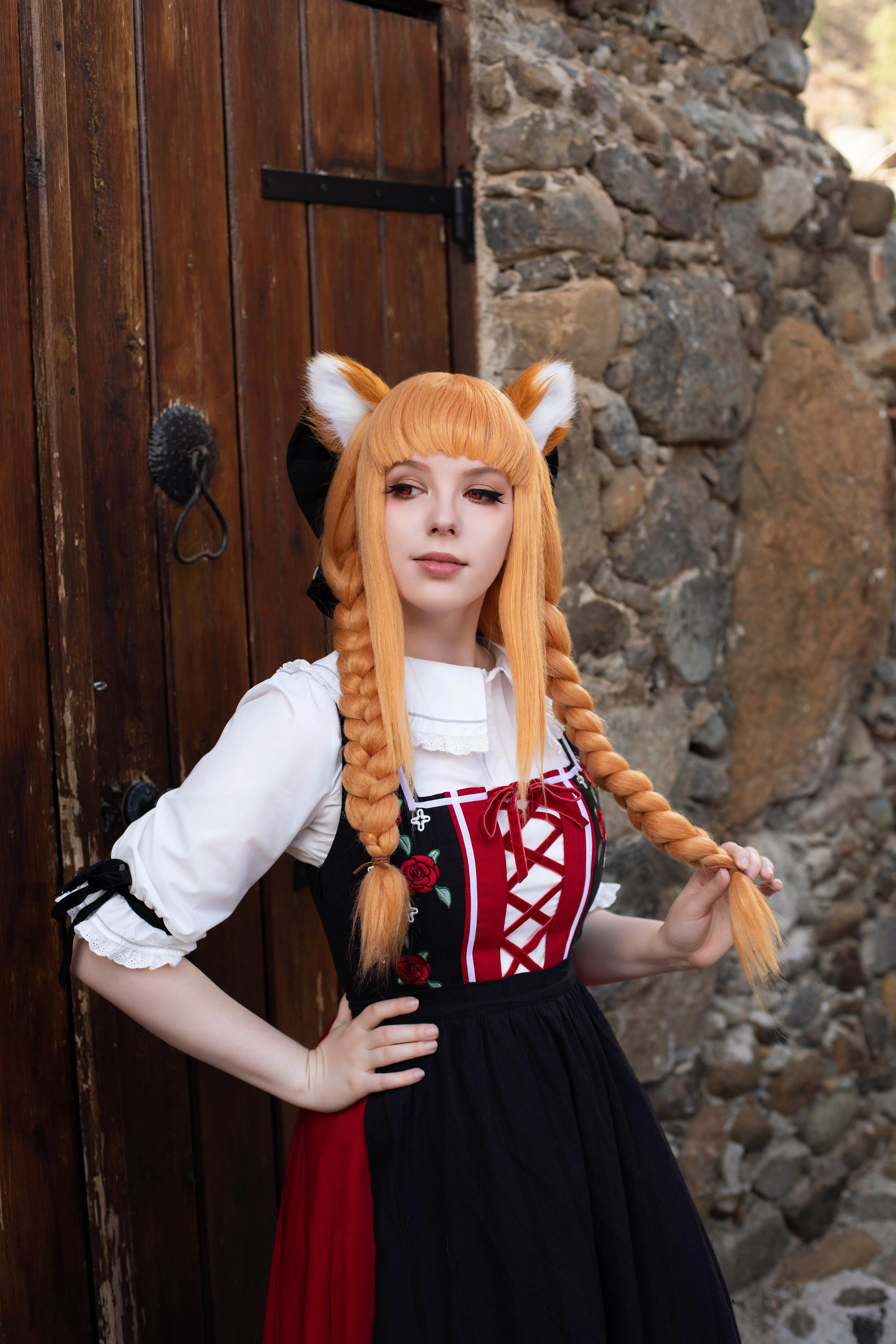 Cosplay Holo (Spice and Wolf) by Naoko picture 1 of 2