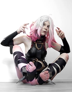 Briar cosplay by me (Porcelain Ghoul)'