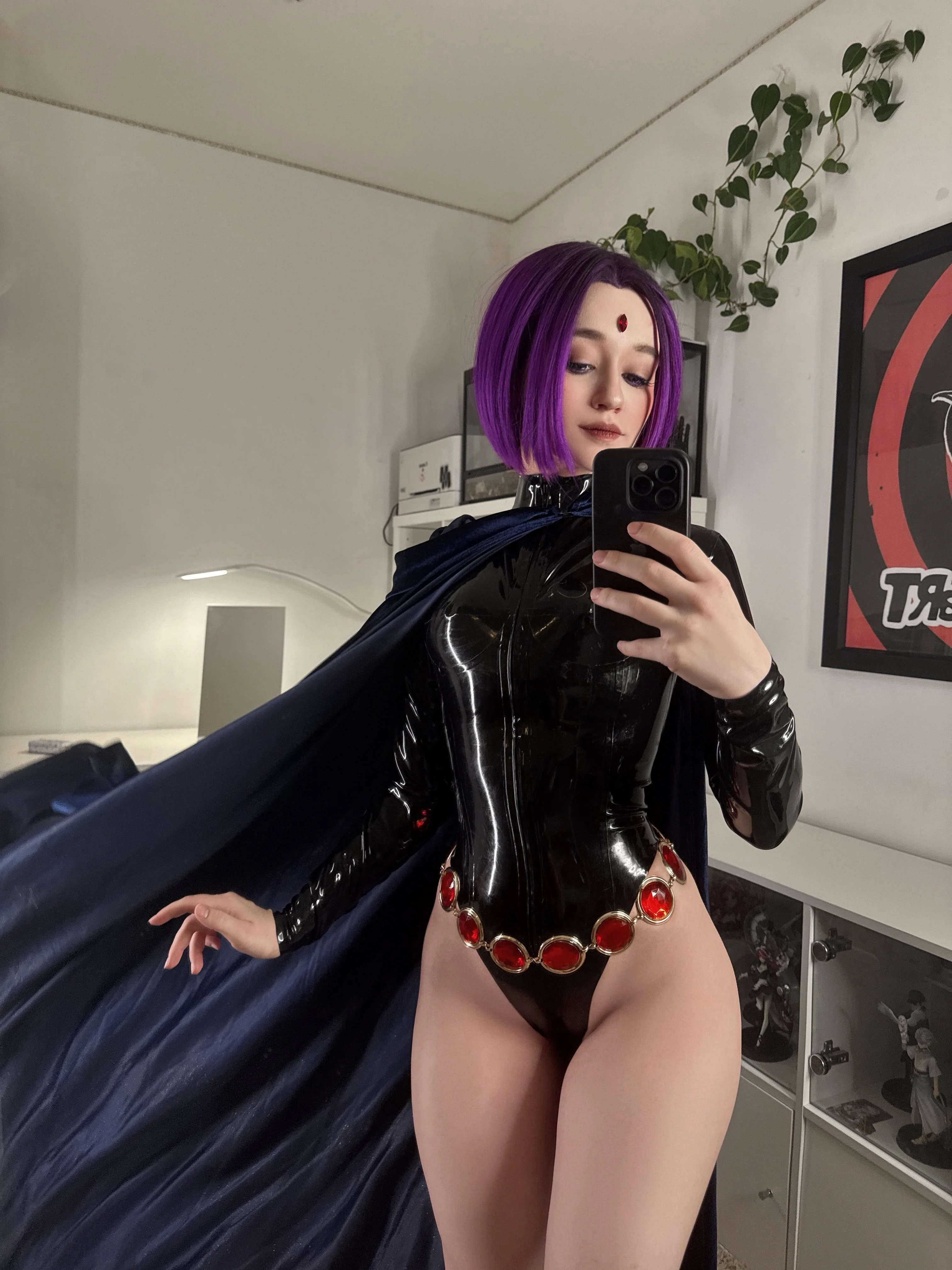 Raven by Donnami picture 1 of 1