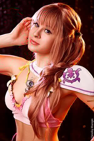 Serah Farron from Final Fantasy XIII-2 by Yuna Kairi'