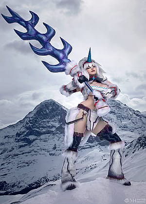 Kirin Cosplay by Mikomi Hokina'