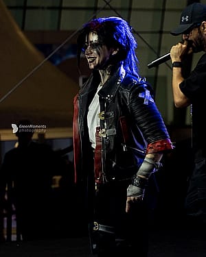 Vi on stage! Cosplay by Anyadogari'