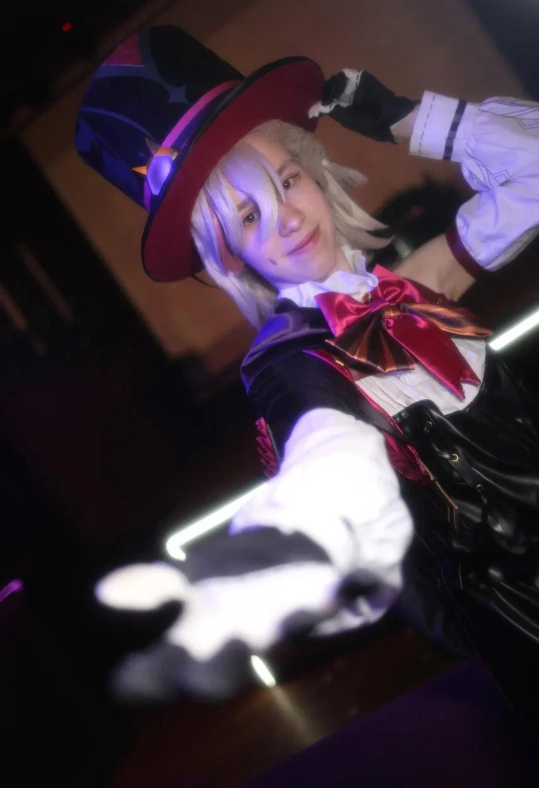 Lyney from Genshin Impact by Cornflower picture 3 of 3