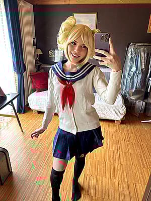 Himiko Toga cosplay from My Hero Academia by aliwaifu'