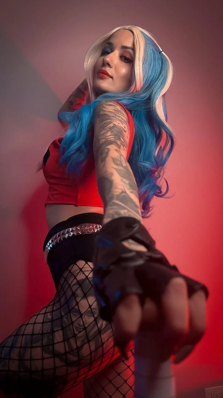 Harley Quinn by Zoe Cox picture 1 of 1