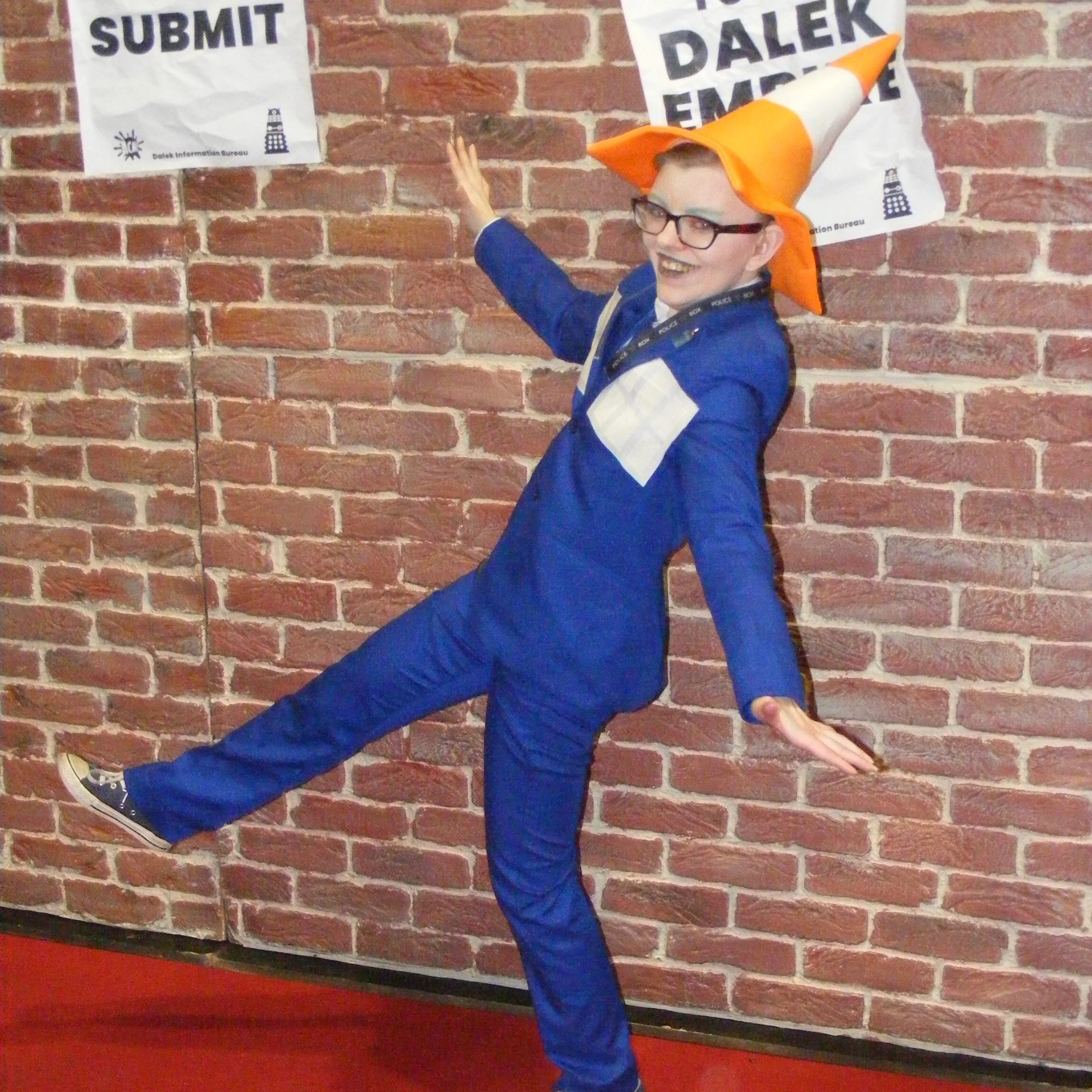 Tardis Cosplay By Weecosplsyer picture 1 of 7