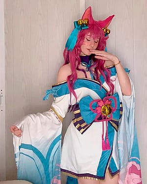 Ahri spirit blossom form league of legends (blunahri)'