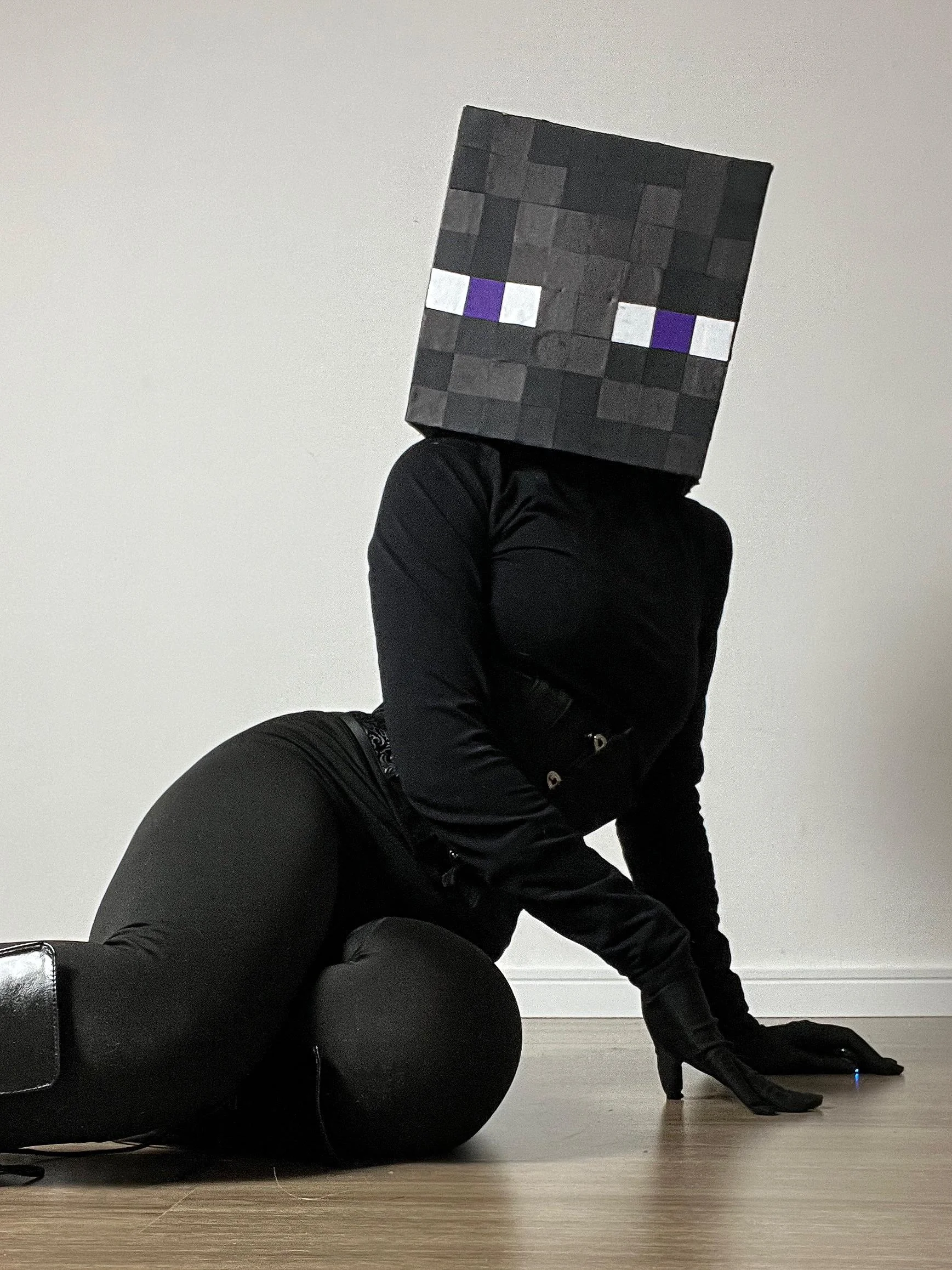 My Enderman attempt [Minecraft] (StarSthormy) picture 1 of 1