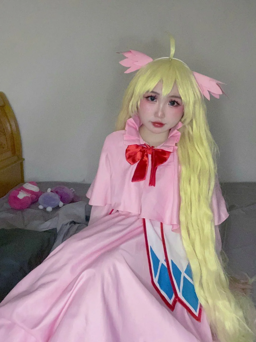 Mavis Vermillion from Fairy Tail (babybumblee) picture 2 of 2