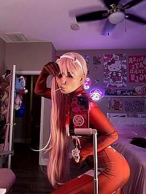 zero two cosplay by booleahhh'