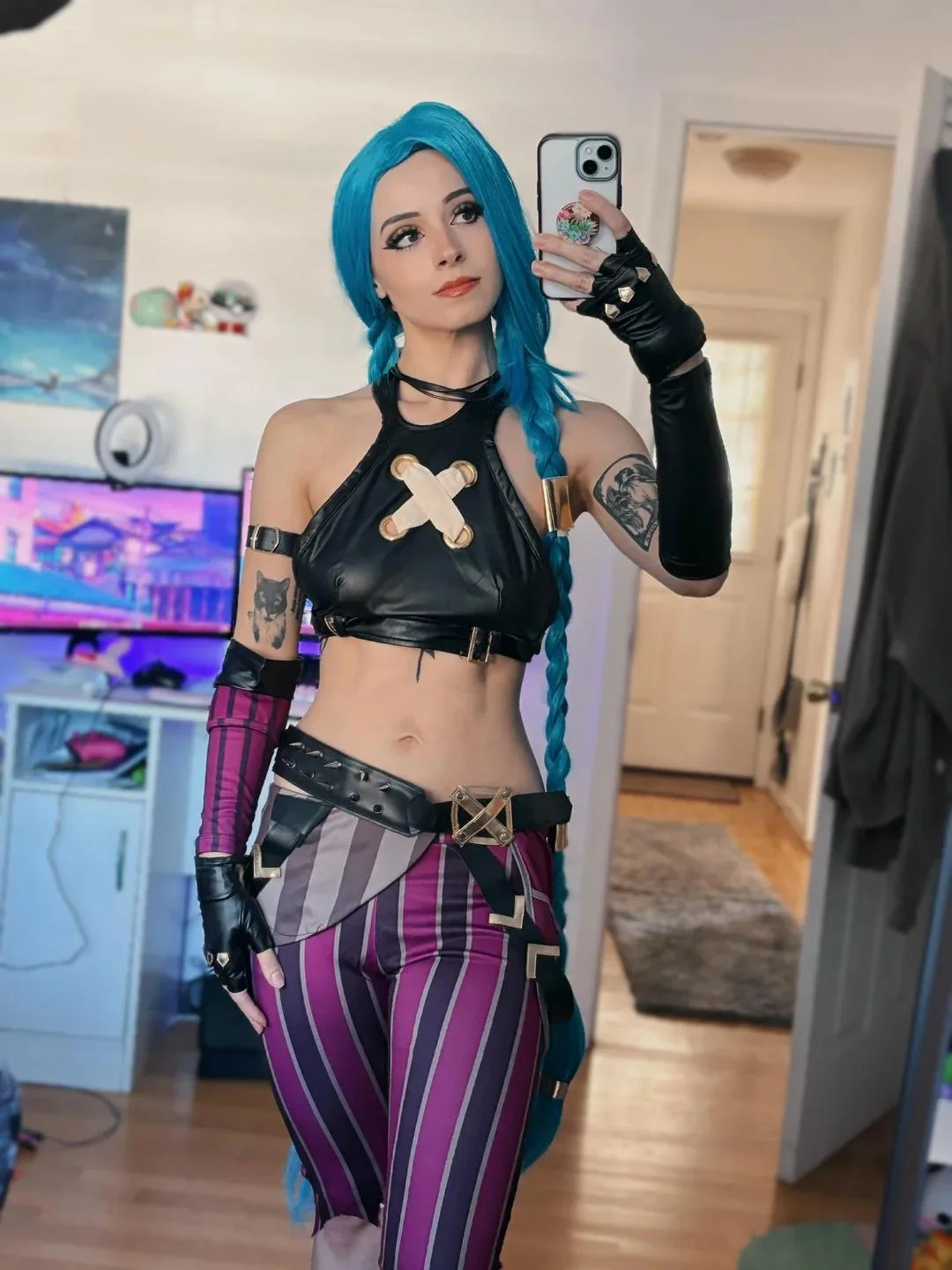 Jinx cosplay picture 1 of 4