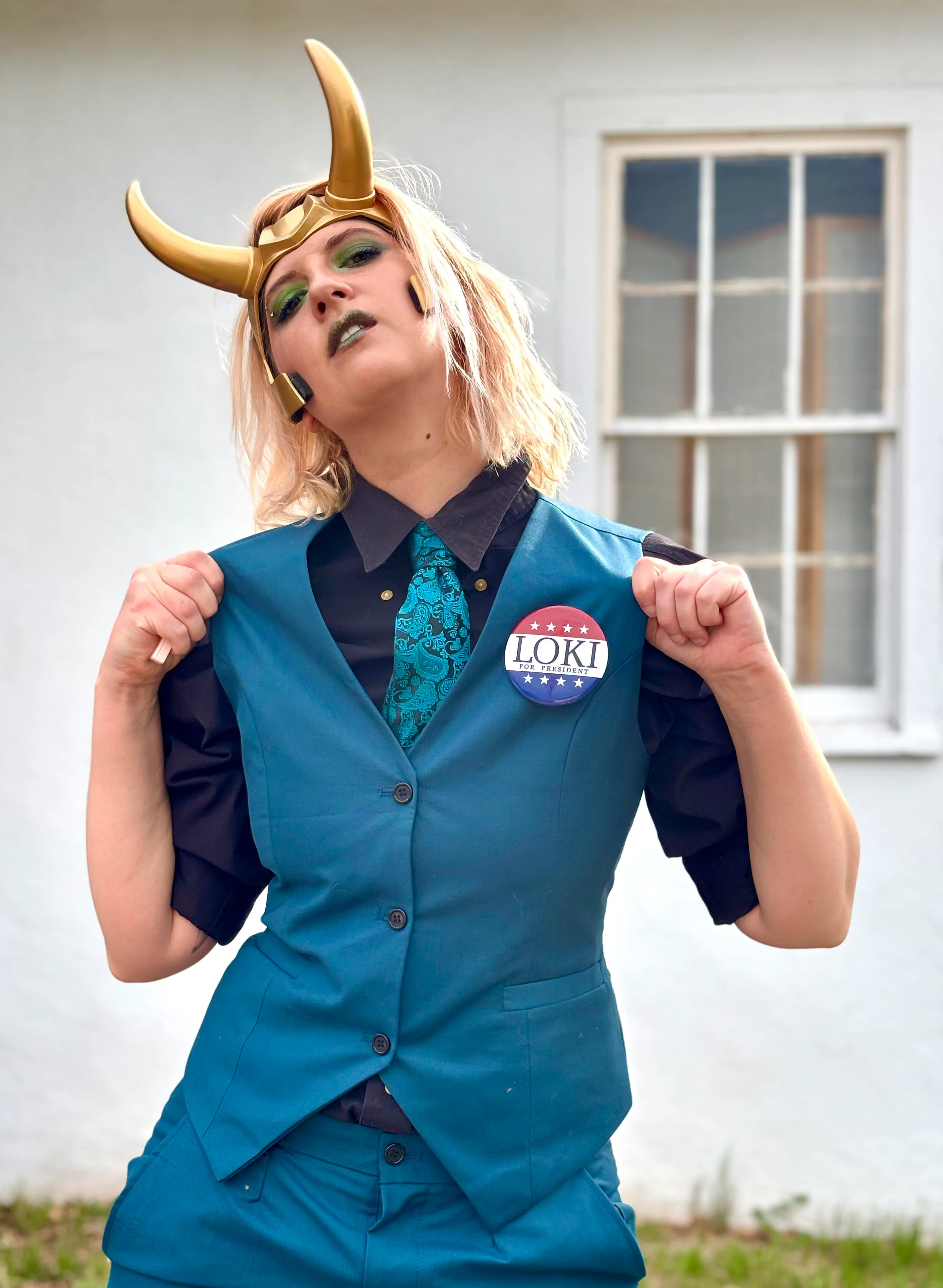 President Loki from Loki. (introvertedvoyageart) picture 2 of 3