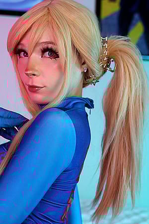 Samus Aran from Metroid by lola.luvgood'