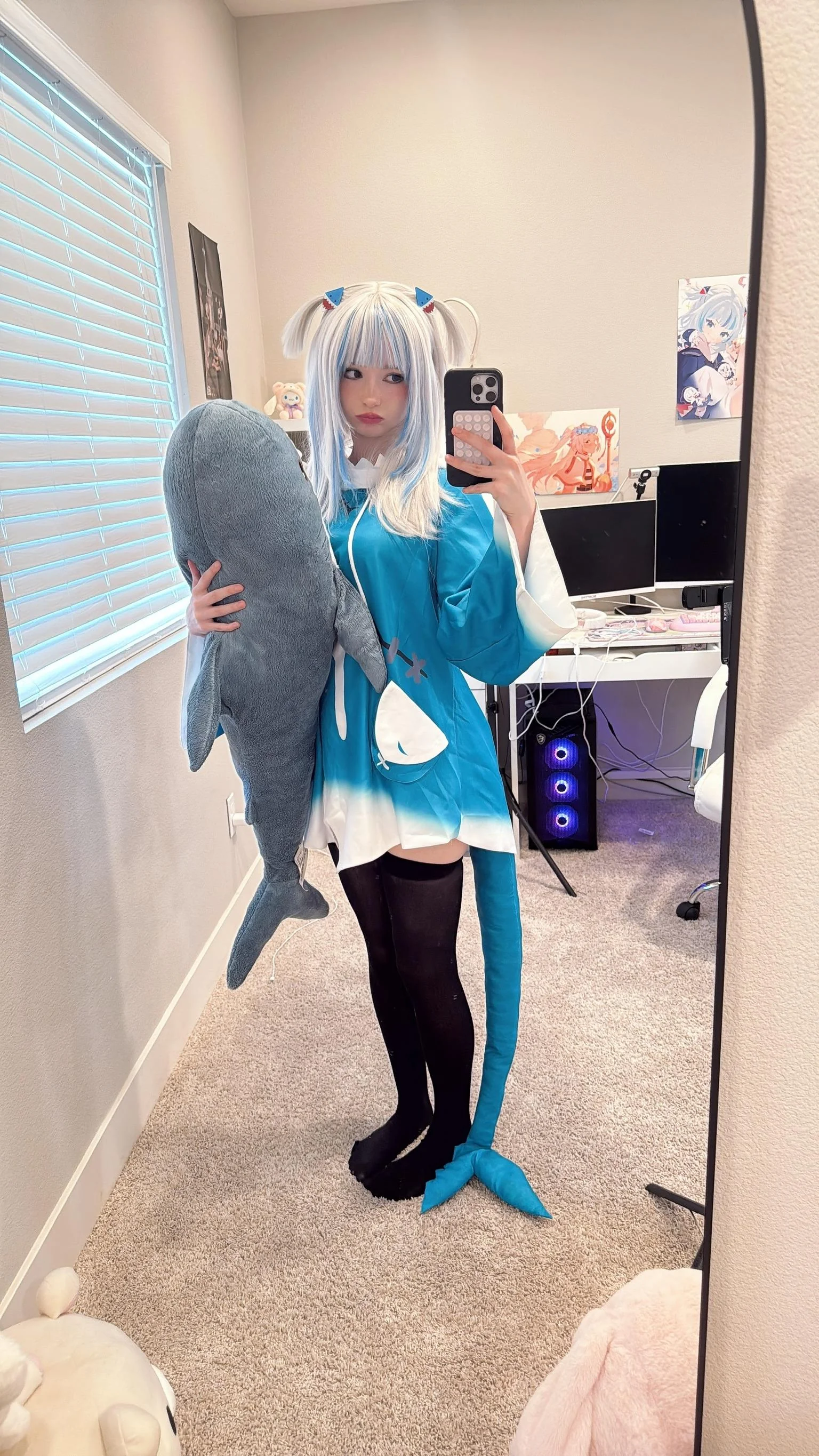 Gawr Gura Cosplay attempt by Smeeps <33 picture 1 of 2